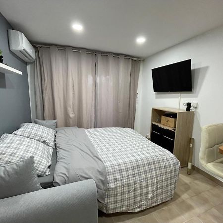 2 Pieces Climatise-Wifi / 4 Voyageurs / Boxe Prive / 2 Piscines / 2 Tennis / Petanque / Pingpong Αντίμπ Εξωτερικό φωτογραφία